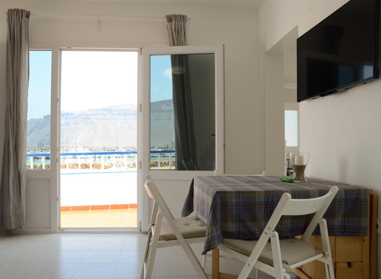 Apartamentos El Marinero - Avenida Caleta de Sebo Exterior photo